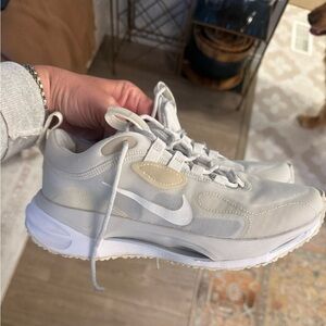 Nike Women's SPARK photon gray Sneakers